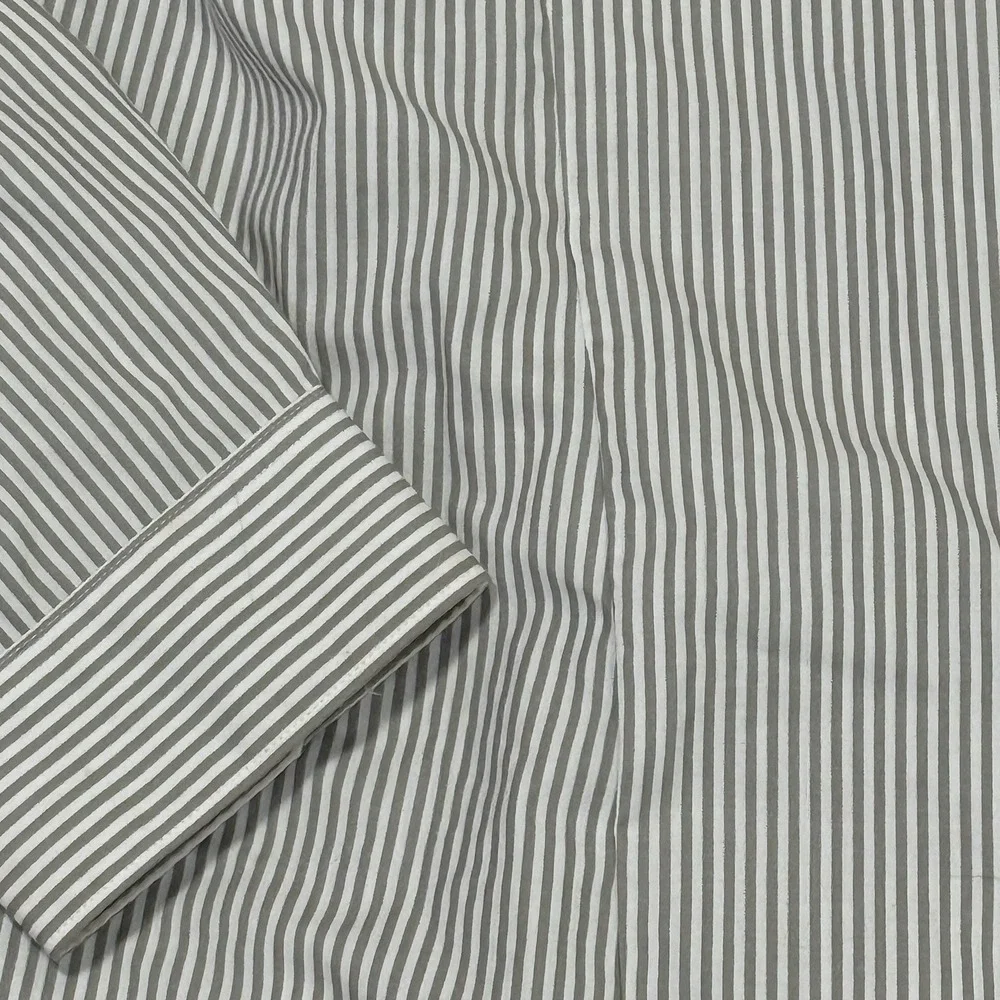 H&M Mens Easy Iron Button Down Shirt Size Medium Stripes Long Sleeve